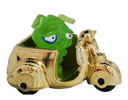 Crystal Zomlings mit Zom-Mobil